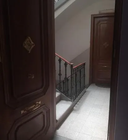 Pis Centric アパート マンレザ