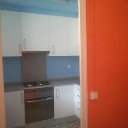 Apartment Pis Centric